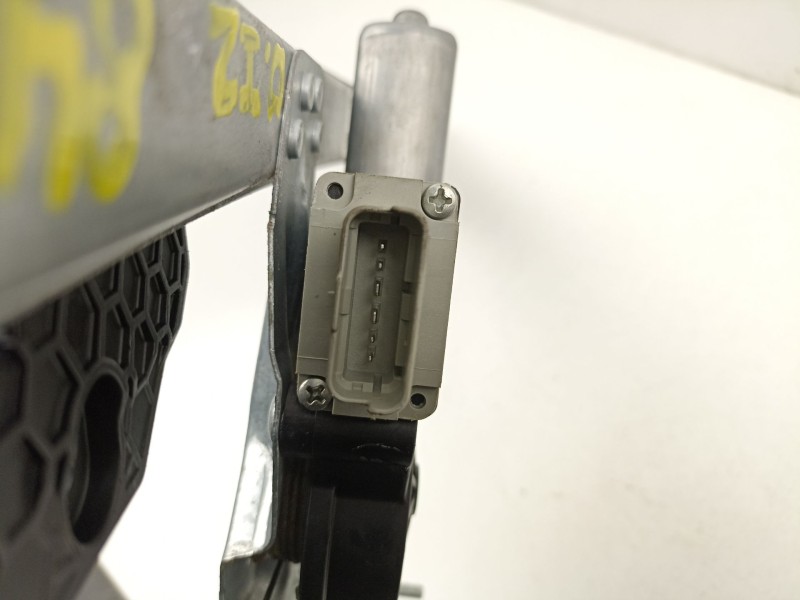 Recambio de elevalunas delantero izquierdo para dacia sandero ii 1.5 dci referencia OEM IAM 807211440R  