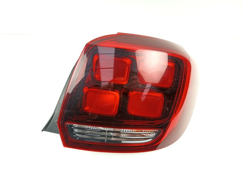 Recambio de piloto trasero derecho para dacia sandero ii 1.5 dci referencia OEM IAM 265506147R  