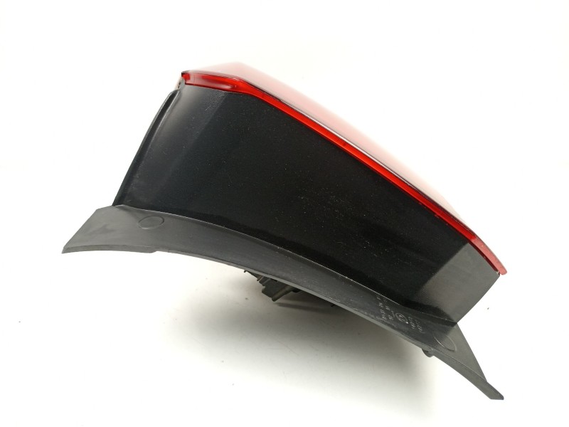 Recambio de piloto trasero derecho para dacia sandero ii 1.5 dci referencia OEM IAM 265506147R  