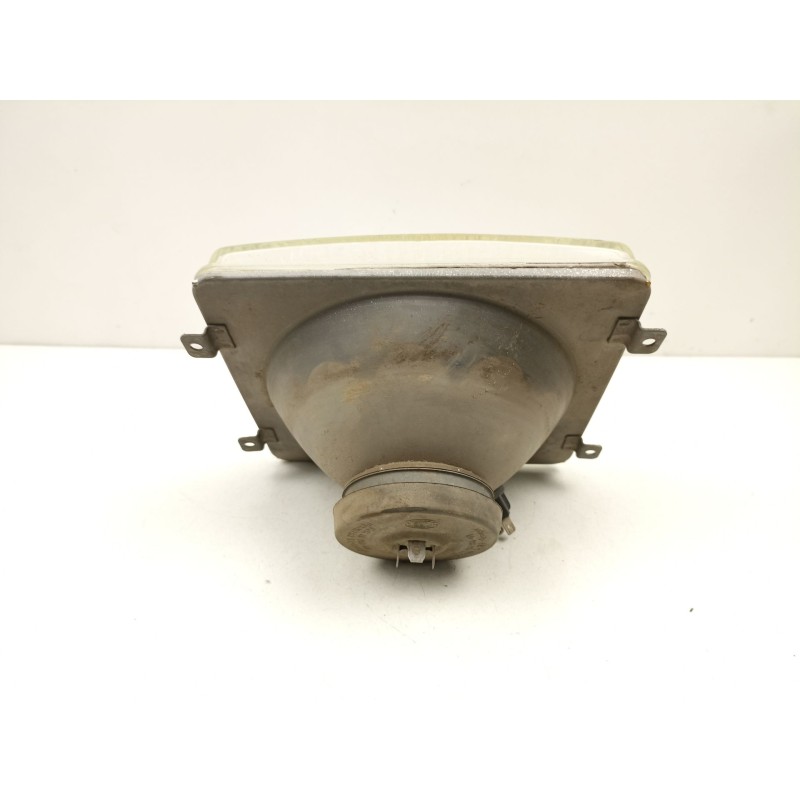 Recambio de faro derecho para mercedes-benz mb furgoneta (w631) d (631.332, 631.342) referencia OEM IAM A0018260099  