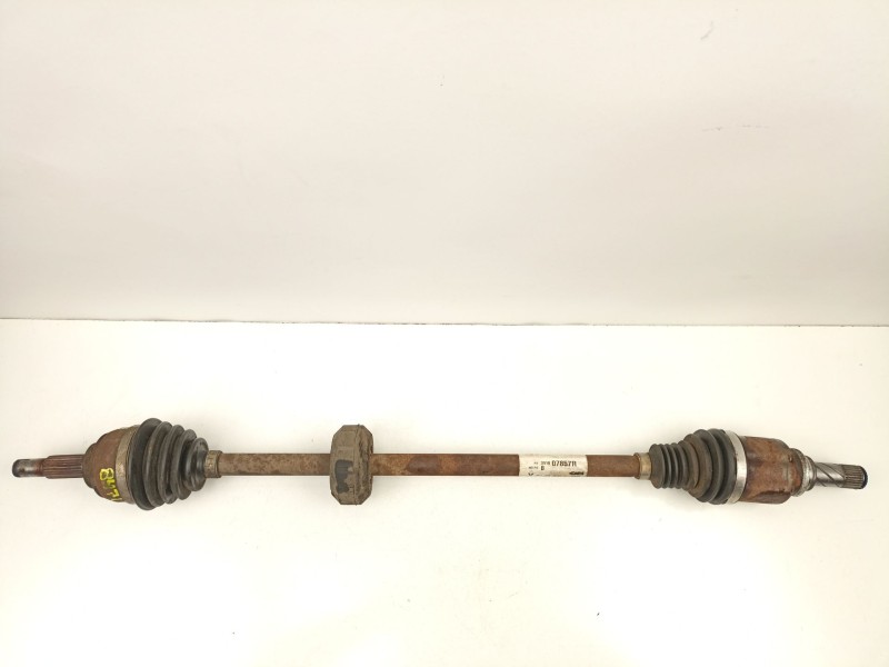 Recambio de transmision delantera derecha para dacia sandero ii 1.5 dci referencia OEM IAM 391007857R  