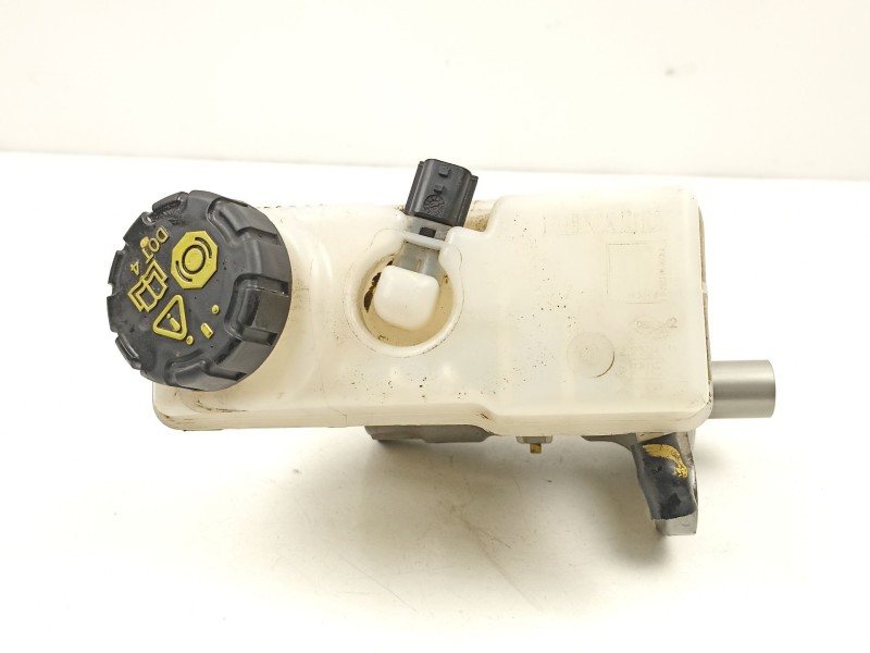 Recambio de bomba de freno para dacia sandero ii 1.5 dci referencia OEM IAM 460111938R  