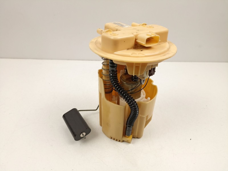 Recambio de bomba combustible aforador para dacia sandero ii 1.5 dci referencia OEM IAM 172020371R 0974252990101 