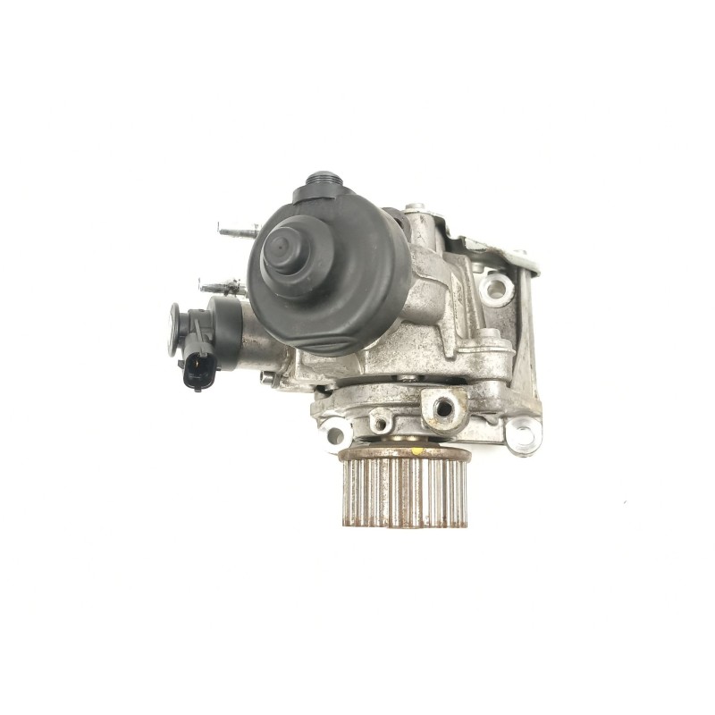 Recambio de bomba inyectora diesel para dacia sandero ii 1.5 dci referencia OEM IAM 167007358R 0445010704 8201434847