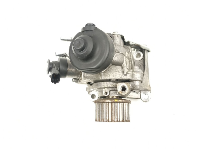 Recambio de bomba inyectora diesel para dacia sandero ii 1.5 dci referencia OEM IAM 167007358R 0445010704 8201434847