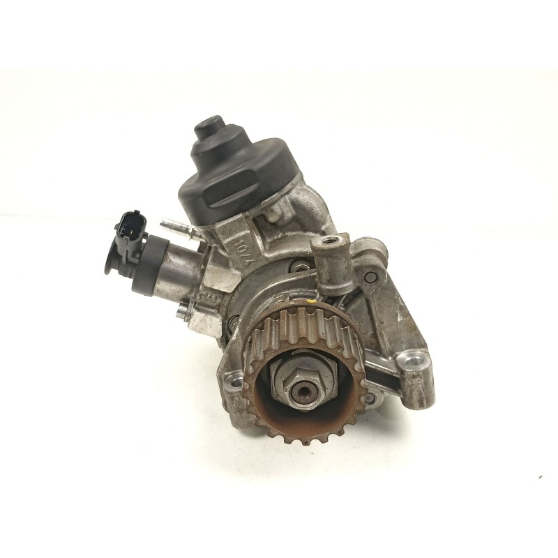 Recambio de bomba inyectora diesel para dacia sandero ii 1.5 dci referencia OEM IAM 167007358R 0445010704 8201434847