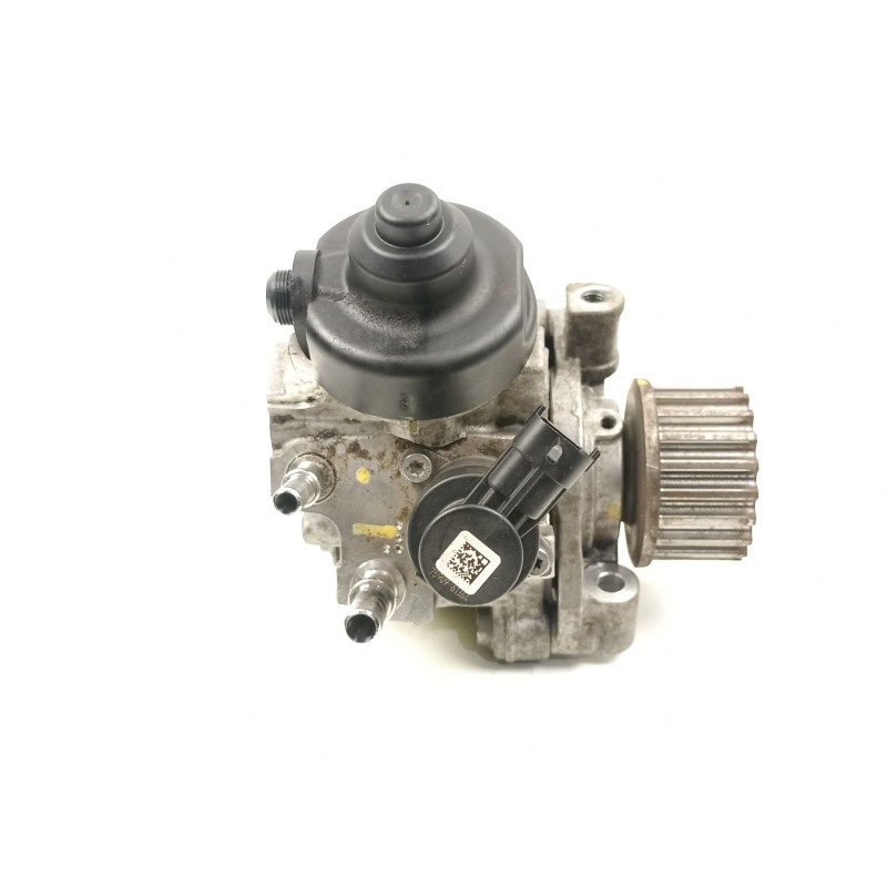 Recambio de bomba inyectora diesel para dacia sandero ii 1.5 dci referencia OEM IAM 167007358R 0445010704 8201434847