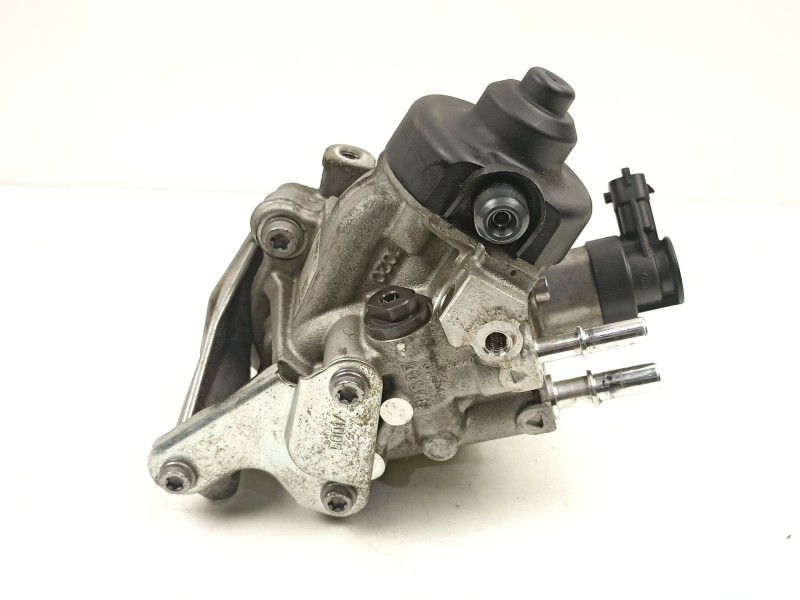 Recambio de bomba inyectora diesel para dacia sandero ii 1.5 dci referencia OEM IAM 167007358R 0445010704 8201434847