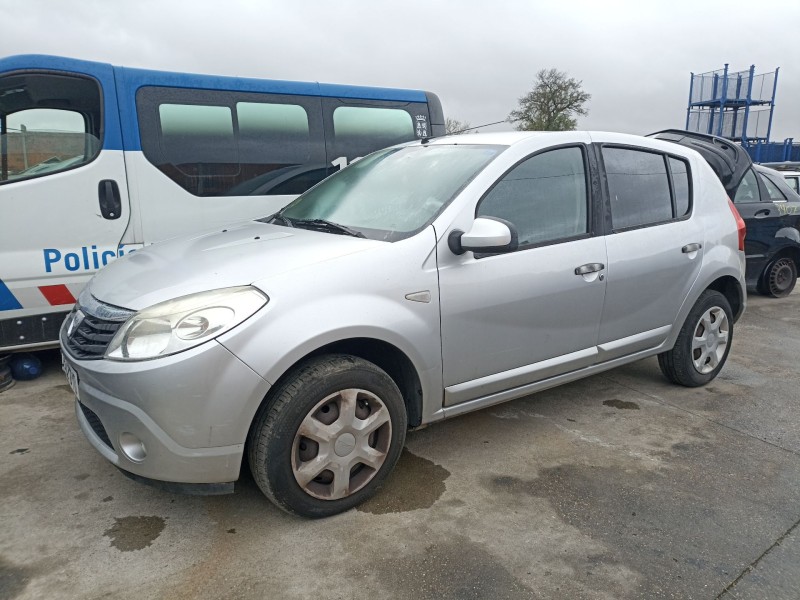 Recambio de carroceria para dacia sandero 1.5 dci referencia OEM IAM   