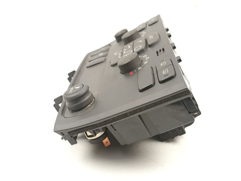 Recambio de mandos calefaccion aire para volvo s60 i (384) 2.4 referencia OEM IAM 8682930  