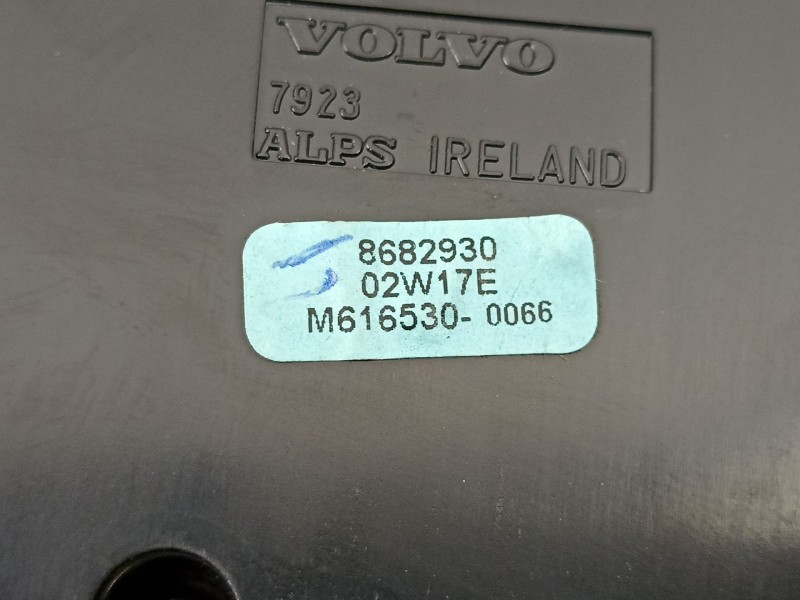 Recambio de mandos calefaccion aire para volvo s60 i (384) 2.4 referencia OEM IAM 8682930  