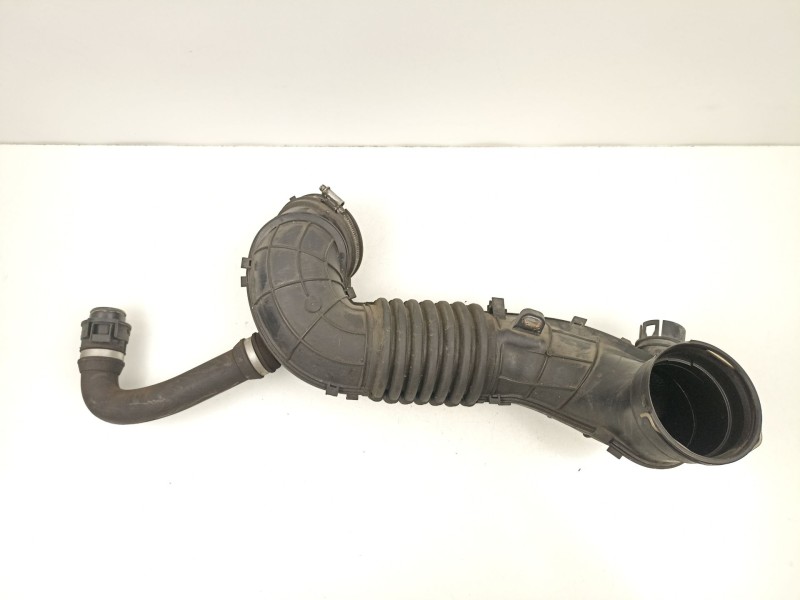 Recambio de tubo admision para bmw 320 f31 xdrive ranchera referencia OEM IAM 13717810745  