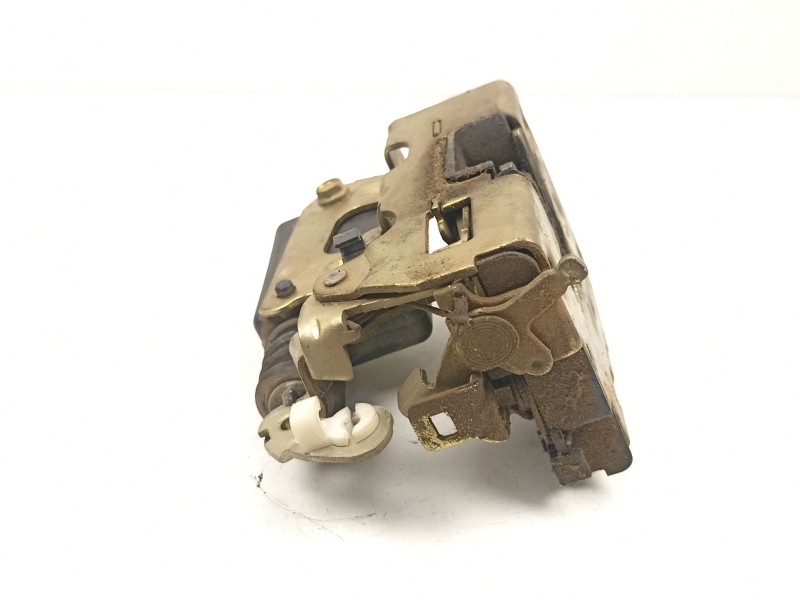 Recambio de cerradura puerta trasera izquierda para renault 19 ii chamade (l53_) 1.4 referencia OEM IAM 7701030067  