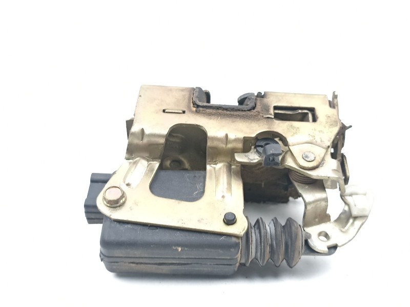 Recambio de cerradura puerta trasera izquierda para renault 19 ii chamade (l53_) 1.4 referencia OEM IAM 7701030067  