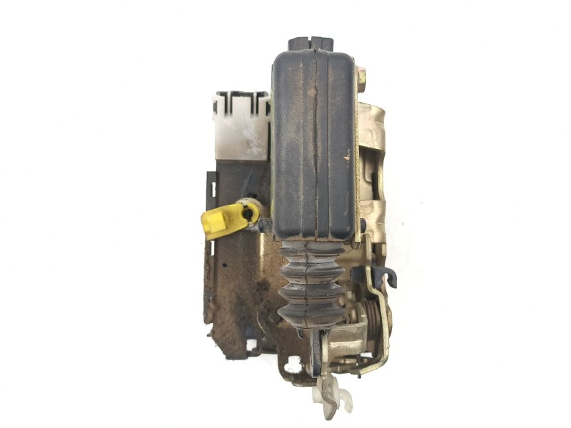 Recambio de cerradura puerta trasera izquierda para renault 19 ii chamade (l53_) 1.4 referencia OEM IAM 7701030067  