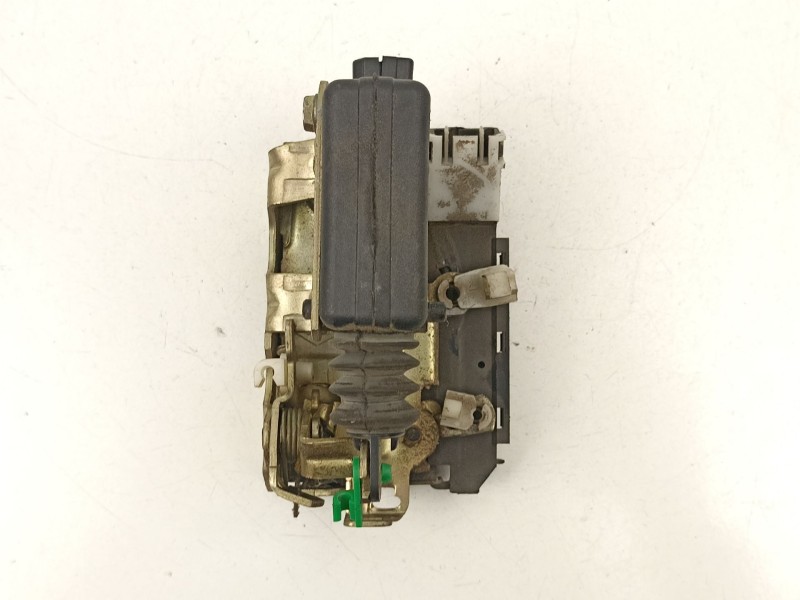 Recambio de cerradura puerta delantera derecha para renault 19 ii chamade (l53_) 1.4 referencia OEM IAM 7701031778  