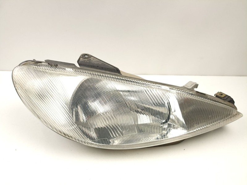 Recambio de faro derecho para peugeot 206 hatchback (2a/c) 1.4 i referencia OEM IAM 9640559480 89005131 