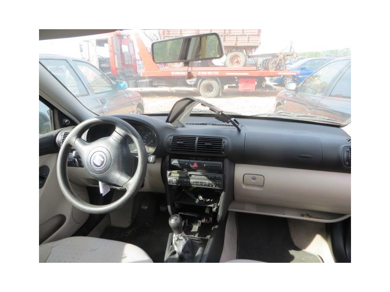 seat toledo del año 1999