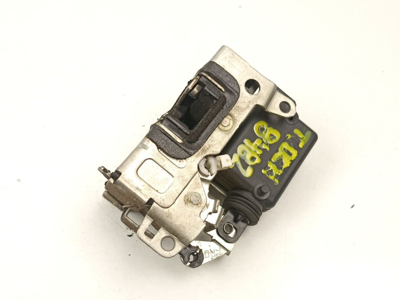 Recambio de cerradura puerta trasera derecha para dacia sandero 1.5 dci referencia OEM IAM 8200735246  