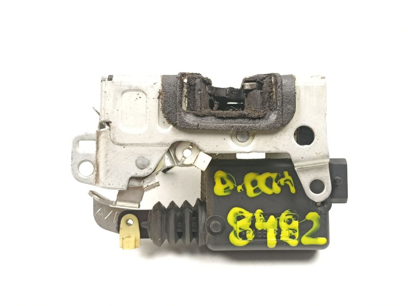 Recambio de cerradura puerta delantera derecha para dacia sandero 1.5 dci referencia OEM IAM 8200735224  