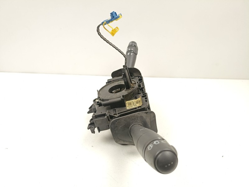 Recambio de mando luces y limpias para dacia sandero 1.5 dci referencia OEM IAM 8200792587  