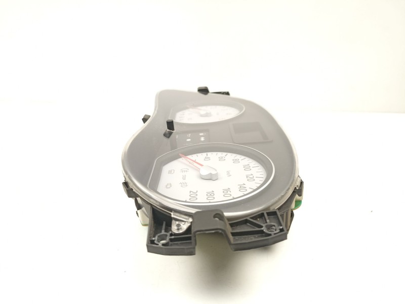 Recambio de cuadro instrumentos para dacia sandero 1.5 dci referencia OEM IAM 248100568R  