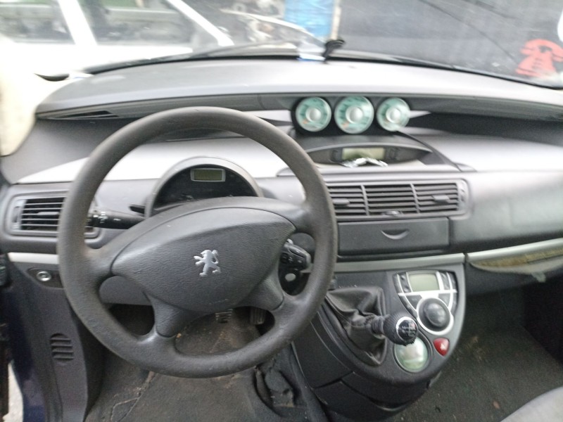 peugeot 807 (eb_) del año 2002 peugeot 807 (eb_) del año 2002