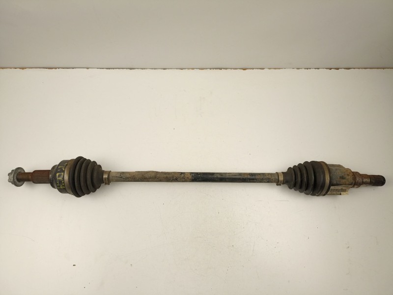 Recambio de transmision trasera derecha para fiat freemont 2.0 jtd referencia OEM IAM P68193332AA  