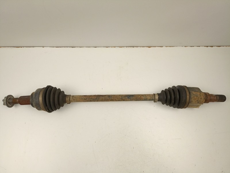 Recambio de transmision trasera izquierda para fiat freemont 2.0 jtd referencia OEM IAM P68193333AA  