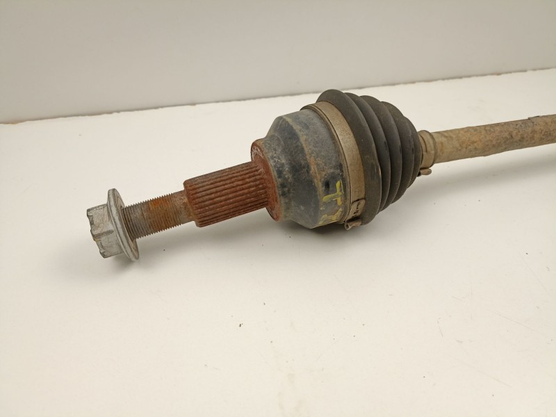 Recambio de transmision trasera izquierda para fiat freemont 2.0 jtd referencia OEM IAM P68193333AA  