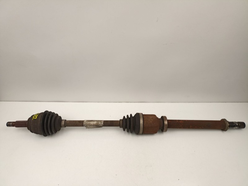 Recambio de transmision delantera derecha para dacia sandero 1.5 dci referencia OEM IAM 8200820344  