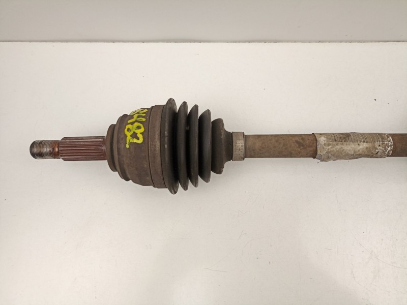 Recambio de transmision delantera derecha para dacia sandero 1.5 dci referencia OEM IAM 8200820344  