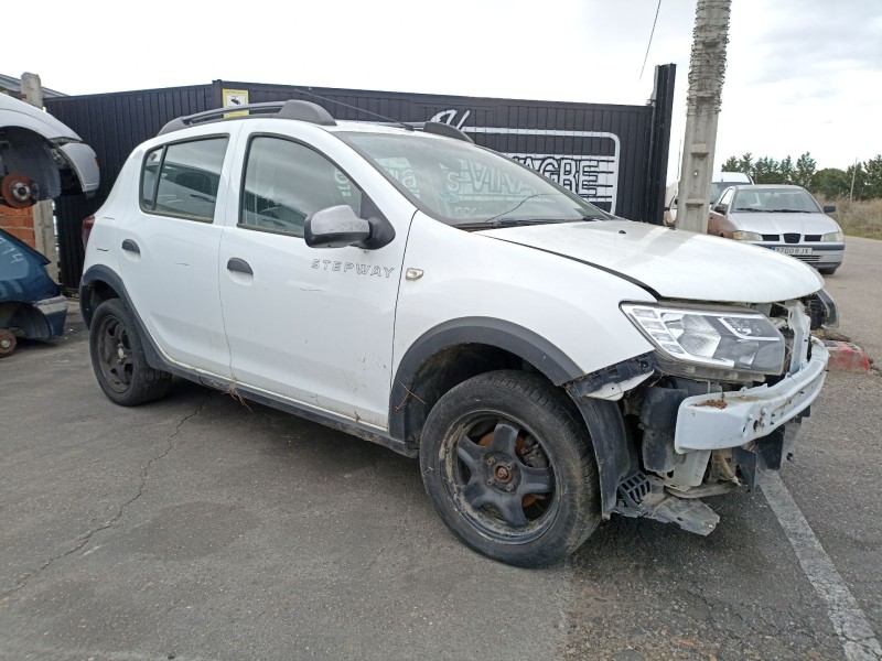 Recambio de carroceria para dacia sandero ii 1.5 dci referencia OEM IAM   