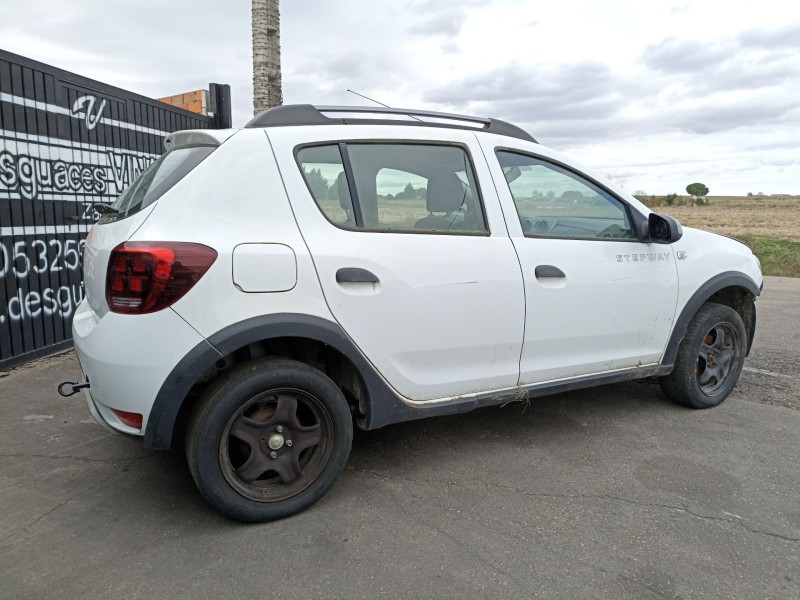 Recambio de carroceria para dacia sandero ii 1.5 dci referencia OEM IAM   