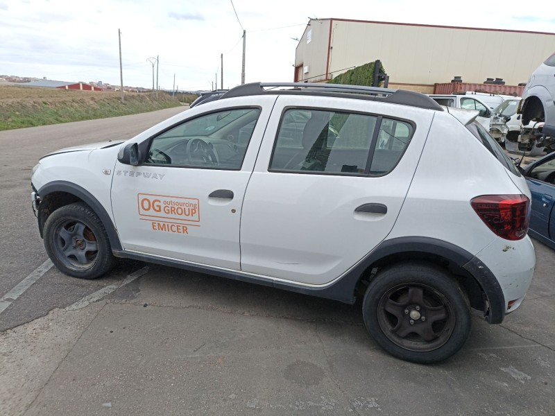 Recambio de carroceria para dacia sandero ii 1.5 dci referencia OEM IAM   