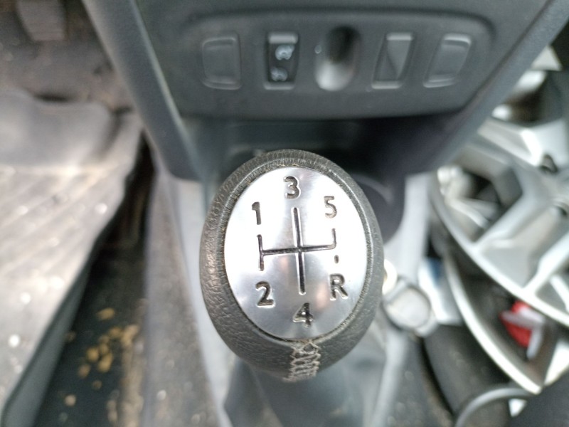 Recambio de carroceria para dacia sandero ii 1.5 dci referencia OEM IAM   