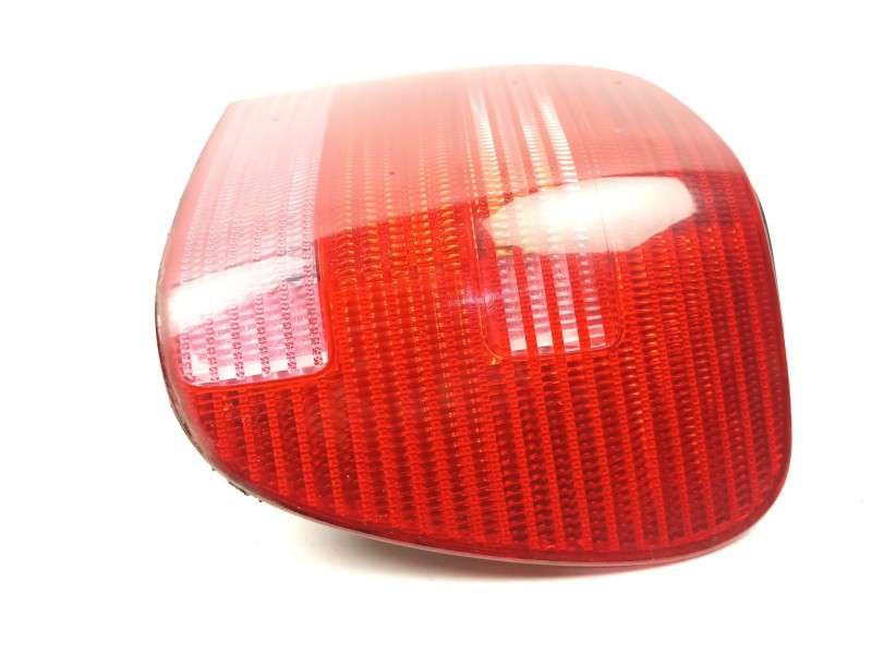 Recambio de piloto trasero derecho para volkswagen polo (6n2) 1.4 tdi referencia OEM IAM 6N0945096H  