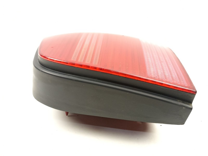 Recambio de piloto trasero derecho para volkswagen polo (6n2) 1.4 tdi referencia OEM IAM 6N0945096H  