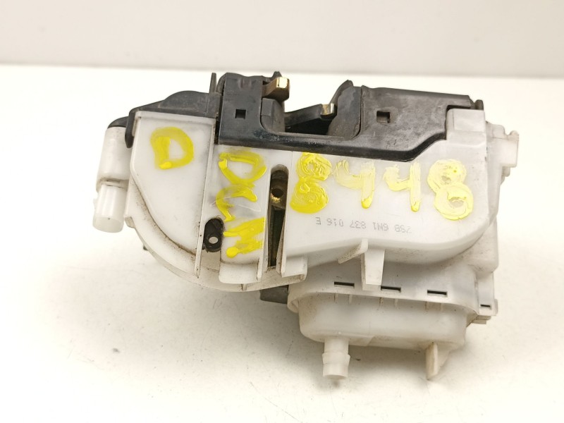 Recambio de cerradura puerta delantera derecha para volkswagen polo (6n2) 1.4 tdi referencia OEM IAM 6N1837016E  