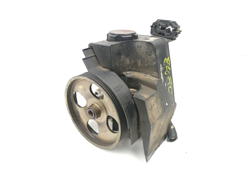 Recambio de bomba direccion para peugeot 206 hatchback (2a/c) 1.4 i referencia OEM IAM 9636868880 26079836QN 