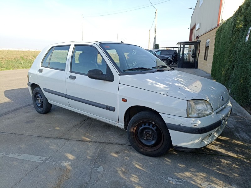 renault clio i (b/c57_, 5/357_) del año 1997