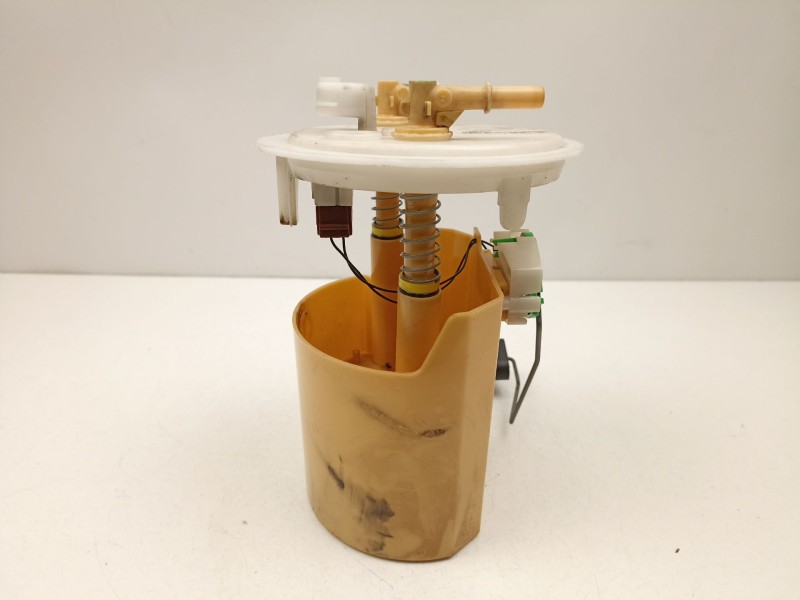 Recambio de bomba combustible aforador para dacia sandero 1.5 dci referencia OEM IAM 8200397677 0974190990005 