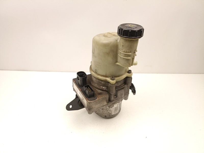 Recambio de bomba direccion electrica para dacia sandero 1.5 dci referencia OEM IAM 491105358R  