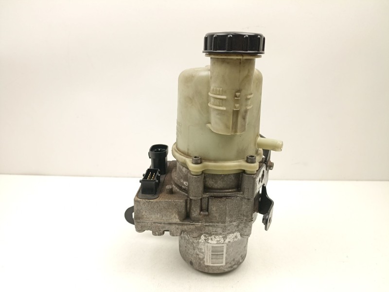 Recambio de bomba direccion electrica para dacia sandero 1.5 dci referencia OEM IAM 491105358R  