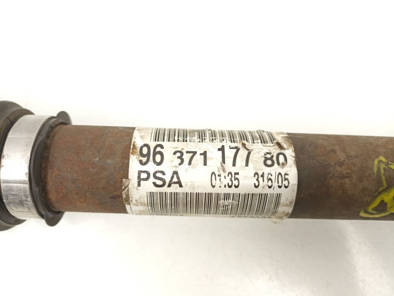 Recambio de transmision delantera izquierda para citroën c4 1.6 dci referencia OEM IAM 9637117780  