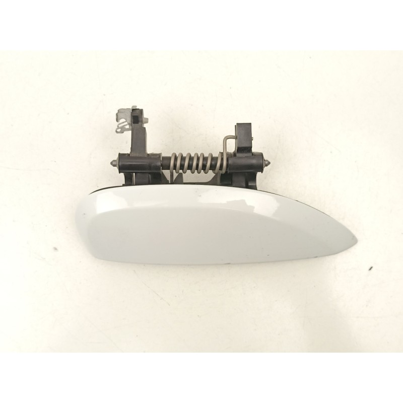 Recambio de manilla delantera derecha para dacia sandero ii 1.5 blue dci 95 (b8jl) referencia OEM IAM 806067028R  