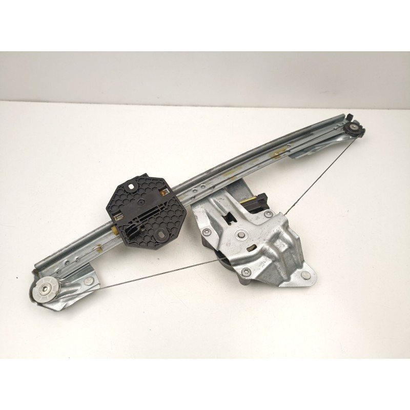 Recambio de elevalunas delantero derecho para dacia sandero ii 1.5 blue dci 95 (b8jl) referencia OEM IAM 807209299R  