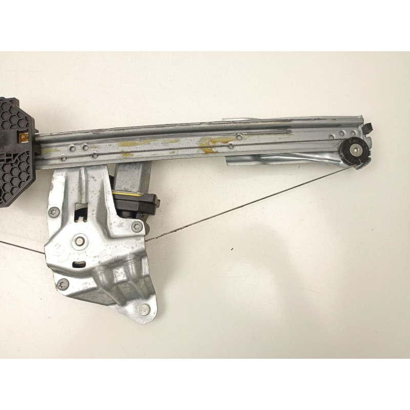 Recambio de elevalunas delantero derecho para dacia sandero ii 1.5 blue dci 95 (b8jl) referencia OEM IAM 807209299R  