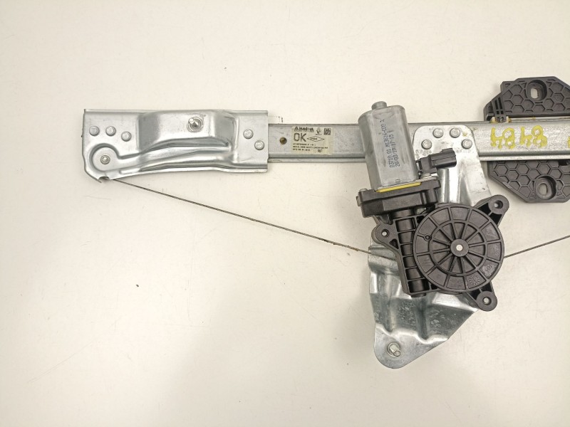 Recambio de elevalunas delantero derecho para dacia sandero ii 1.5 blue dci 95 (b8jl) referencia OEM IAM 807209299R  