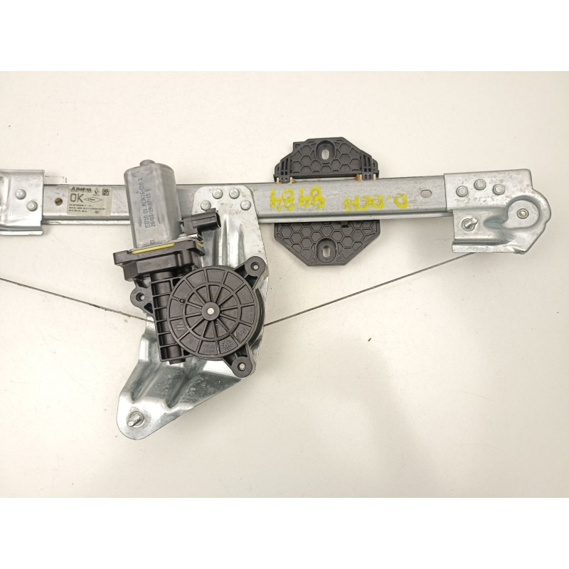 Recambio de elevalunas delantero derecho para dacia sandero ii 1.5 blue dci 95 (b8jl) referencia OEM IAM 807209299R  